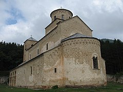 exteriér monastýru