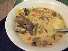 Indonesian soto kaki (tendon soup)