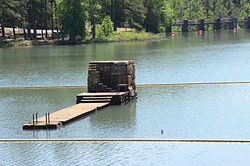 Исторически район, зона за отдих Spring Lake, структура за гмуркане.JPG