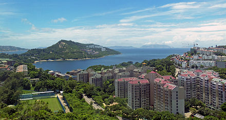 Город находился на южном берегу. Стэнли Гонконг. Kowloon Park вид с высоты. Город Стэнли в Китае. Оушен парк в Гонконге.