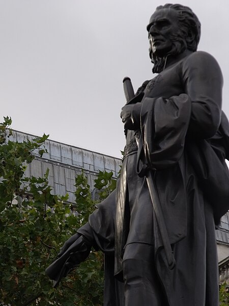 File:Statue of General Sir Charles James Napier in Trafalgar Square 01.jpg