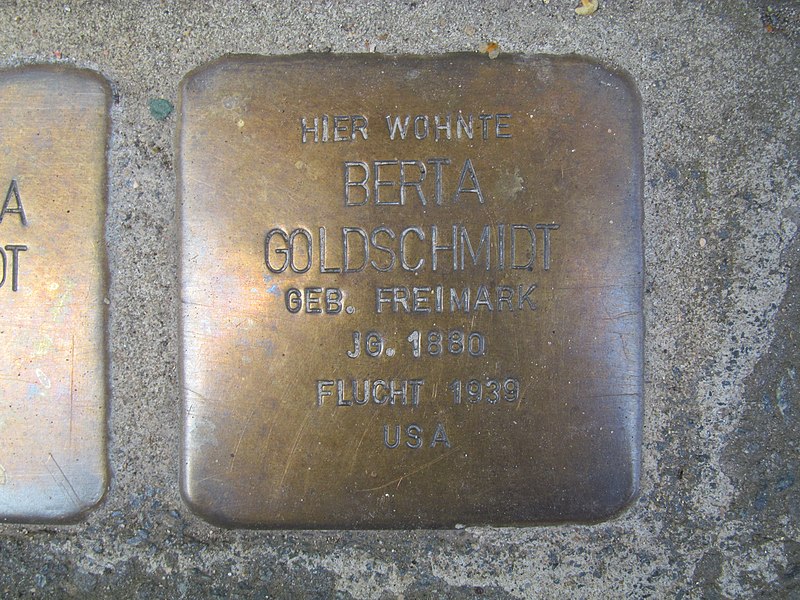 File:Stolperstein Berta Goldschmidt, 1, Glockengasse 7, Nierstein, Landkreis Mainz-Bingen.jpg