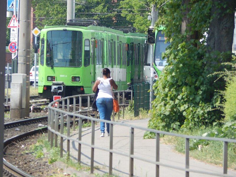 File:Straßenbahnunfall der Linie 17 im Mai 2018 in Hannover 45.jpg