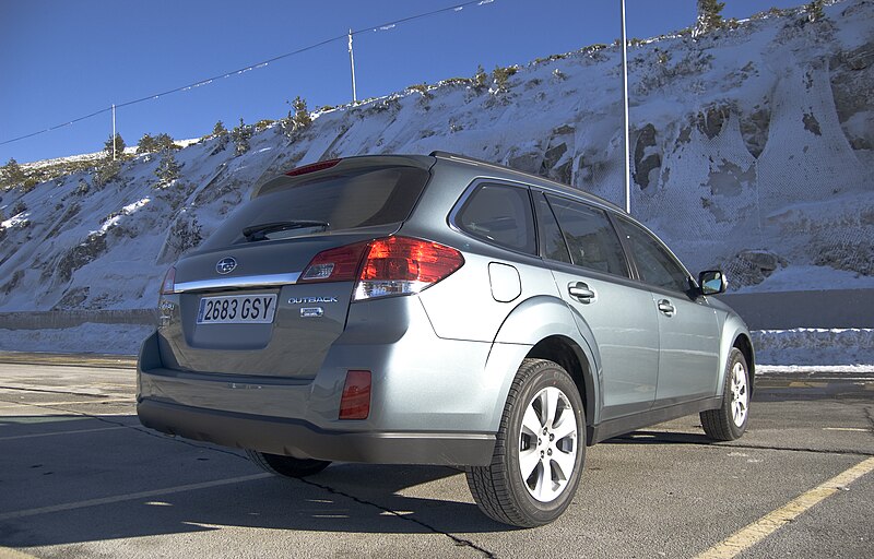 File:Subaru Outback Bóxer Diésel - Flickr - David Villarreal Fernández.jpg