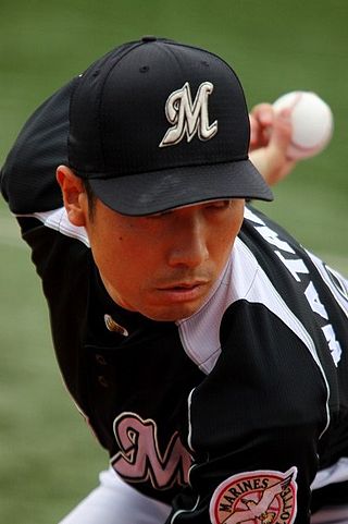 <span class="mw-page-title-main">Shunsuke Watanabe</span> Japanese baseball player