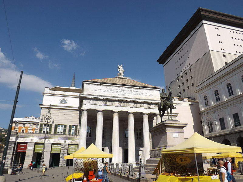 File:Teatro Carlo Felice e Statua Garibaldi 2.JPG