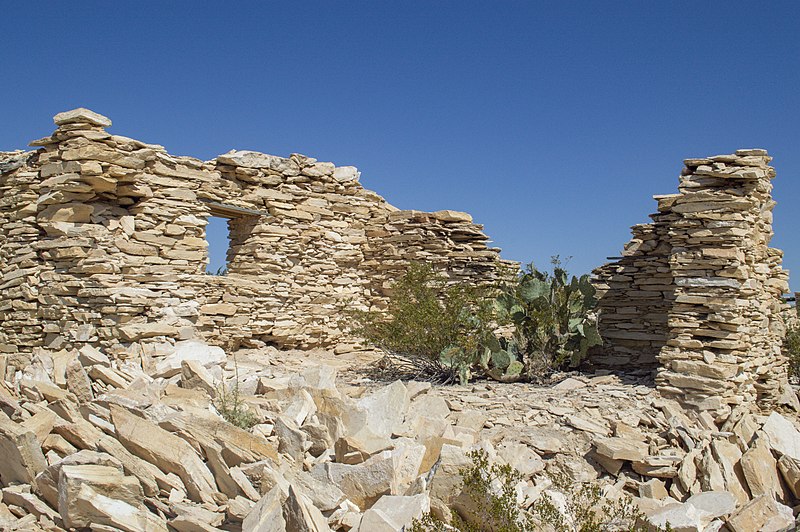 File:Terlingua ghost town home frame.jpg