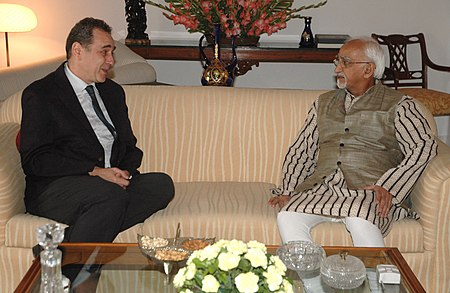 The Ambassador of Israel to India, Mr. Mark Sofer meeting with the Vice President, Mohammad Hamid Ansari, in New Delhi on May 29, 2008.jpg