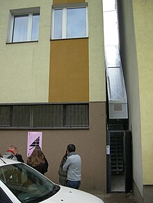 The Keret house in Warsaw, Poland.jpg