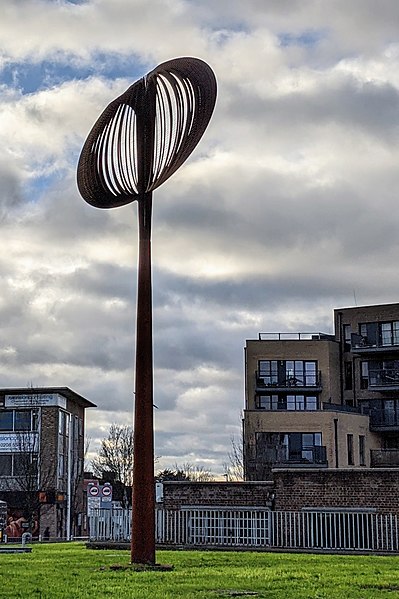 File:The Vortex artwork, Gants Hill, Redbridge (1).jpg