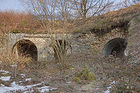 Près de l'accès à la caponnière double nord.