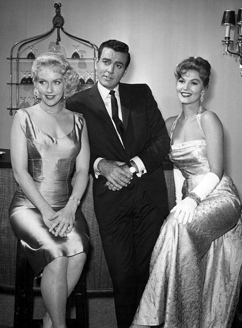 Connors with Leigh Snowden (left) and Claire Kelly in a publicity photo for Tightrope!, 1960