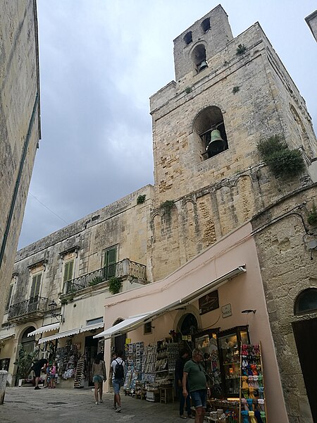 File:Torre Campaniara - Otranto.jpg