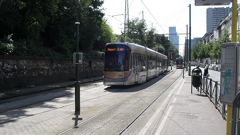 File:Tram4 Brussels Thomas Rebroussement.jpg