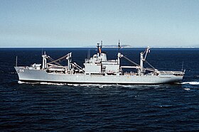 Die USS Durham (LKA-114) im Januar 1989