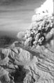 Vertical eruption at Pinatubo, 1991.jpg