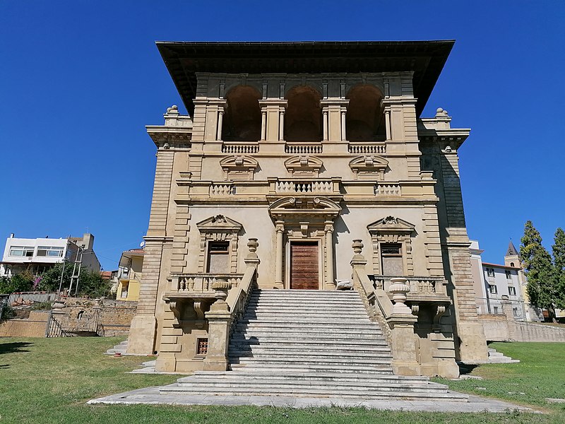 File:Villa Marcantonio (4).jpg