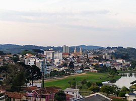 Vista parcial da cidade de Castro, a partir do mirante do Morro do Cristo.