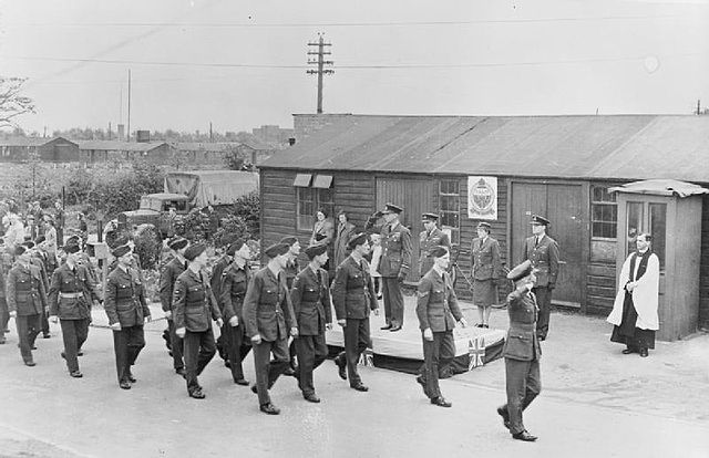 Vj Day Parade and Service at RAF Watnall