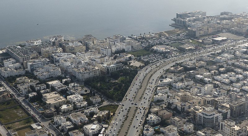 File:Vue aérienne Tunis.jpg