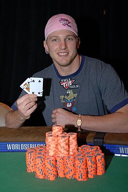 Durkee after winning the $2,000 no-limit Hold'em event Will Durkee.jpg