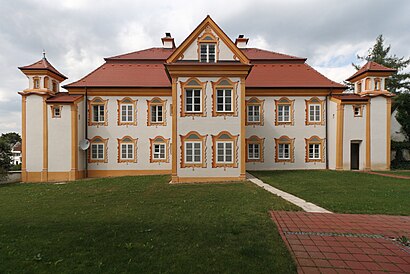 So kommt man zu Pfarrhaus Zaisertshofen mit den Öffentlichen - Mehr zum Ort Hier