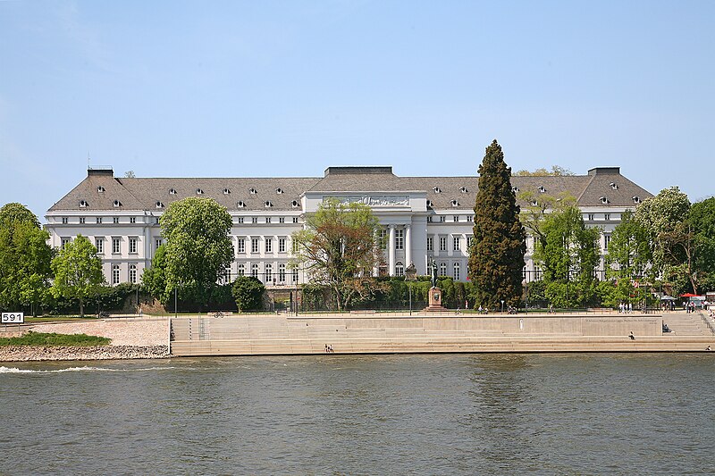 File:00 2011 6077 Koblenz - Kurfürstliches Schloss.jpg