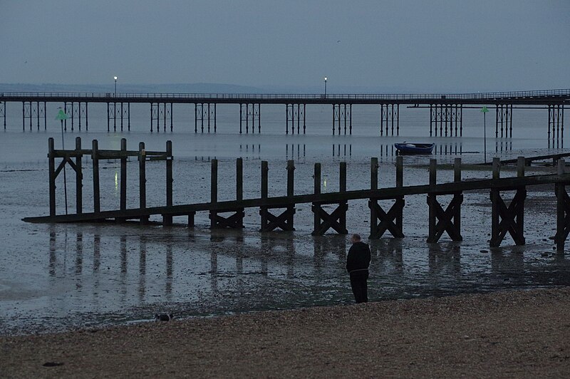 File:17.10.15 1 Southend 19 (22258228432).jpg