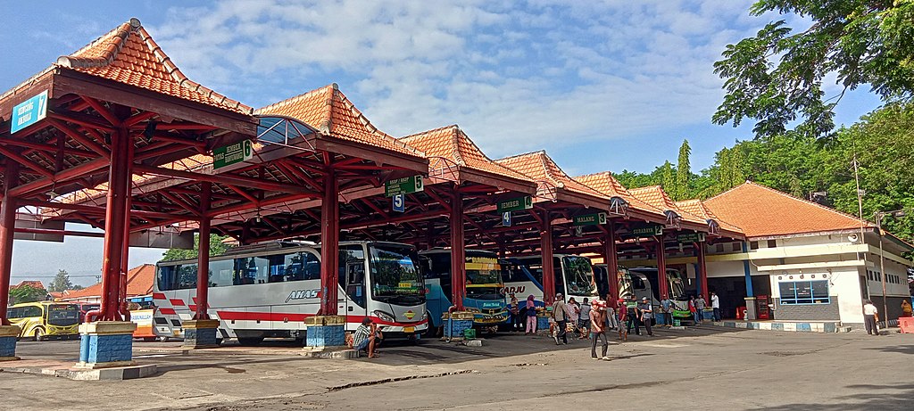 Bayuangga bus terminal