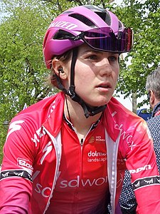 2022 Flèche Wallonne finition Niamh Fisher-Black2.jpg