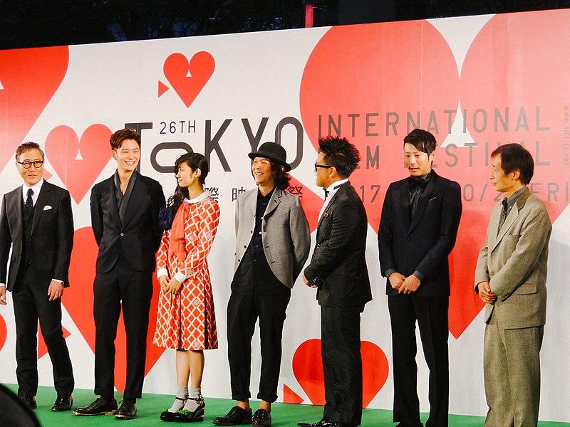 File:26th Tokyo International Film Festival- Okada Masaki, Kustuna Shiori, Sano Shiro, Kawahara Masahiko, Miyagawa Daisuke & Okumura Kazuyuki (15376095730).jpg