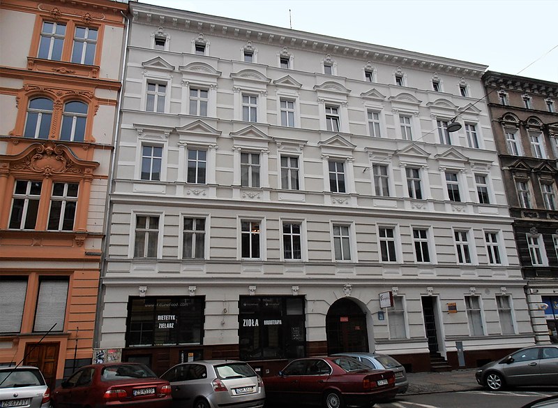 File:28 Rayskiego Street in Szczecin, 2020.jpg