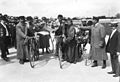 Ernesto Azzini, Ernest Paul, Constant Ménager à l'arrivée du Tour de France 1910