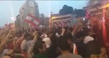 Fil: Adhan Under de libanesiska protesterna i Tripoli 2019.webm