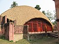 Antpur – ländliches Gebäude mit Strohdach