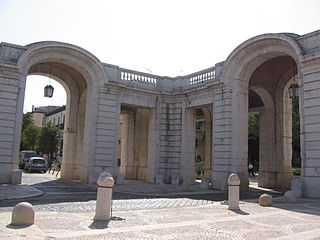 Arcos orientales de la Plaza de San Antonio / Eastern arcs of Saint Anthony's Square