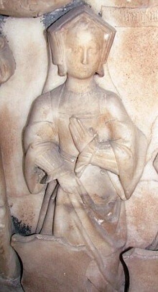 Sculpture of Elizabeth Blount on the tomb monument of her parents at Kinlet church.