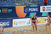 Deutsch: Beachhandball Europameisterschaften 2019 (Beach handball Euro); Tag 5: 6. Juli 2019 – Frauen, Platzierungsspiel für die Ränge 17–20, Nordmazedonien-Slowenien 0:2 (10:13, 9:15) English: Beach handball Euro; Day 5: 6 July 2019 – Placement Match/Cross Match for rank 17–20 Women – North Macedonia-Slovenia 0:2 (10:13, 9:15)