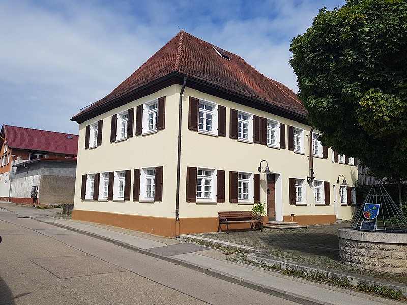 File:Benefiziathaus Stetten.jpg