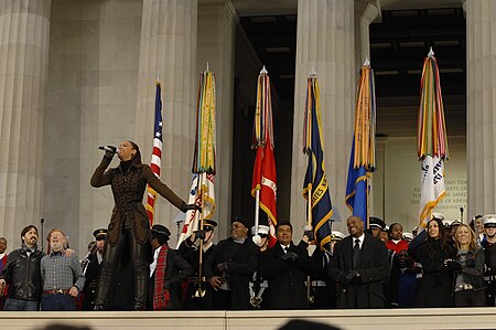 Tập_tin:Beyonce_during_the_inaugural_opening_ceremonies.JPG