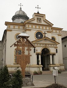 Biserica Sfintei Cruci și a Sfântului Vasile cel Mare-Victoria