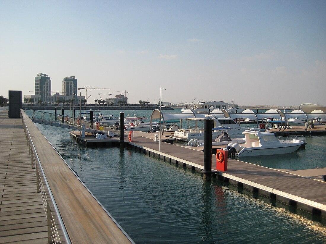 File:Boats in Lusail Marina.jpg