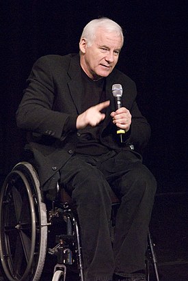 Bobby Muller, speaking at Utah Valley State College during the Peace and Justice Dialogue, March 1, 2007 Bobby Muller.jpg