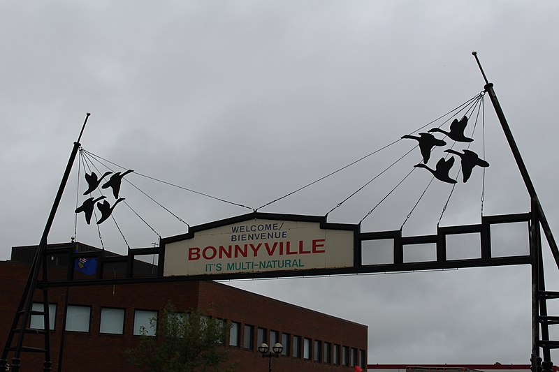 File:Bonnyville, Alberta, Canada (21798647591).jpg