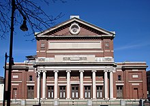 Symphony Hall, Boston, the main base of the orchestra since 1900. Boston Symphony Hall from the south.jpg