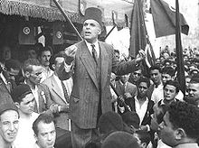 Bourguiba giving a speech in Bizerte, 1952 Bourguiba Bizerte.jpg