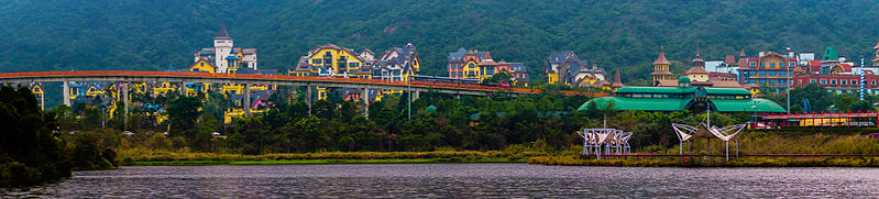 File:Bridge and lake OCT East.jpg