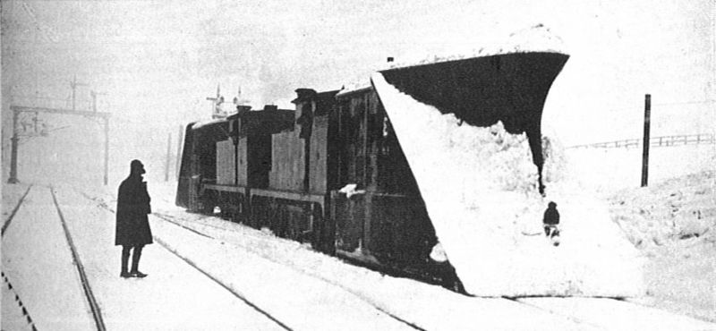 File:British snowploughs between Darlington and Tebay, Westmoreland (CJ Allen, Steel Highway, 1928).jpg