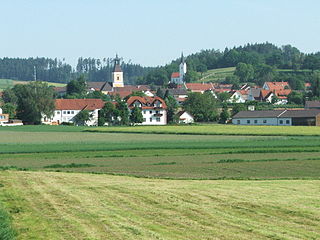 <span class="mw-page-title-main">Bruckberg, Lower Bavaria</span> Municipality in Bavaria, Germany