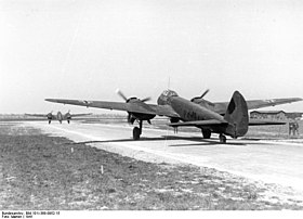 Два Ju-88 из KG1 во Франции.